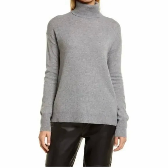 Nordstrom Sweaters - EUC Nordstrom 100% Cashmere Women's Gray Turtleneck Sweater, M